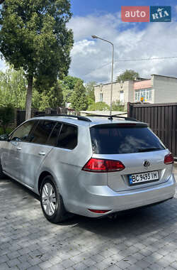 Универсал Volkswagen Golf 2013 в 