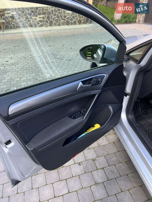 Универсал Volkswagen Golf 2013 в Самборе фото 17 Универсал Volkswagen Golf 2013 в Самборе