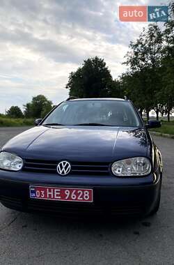 Универсал Volkswagen Golf 2000 в 