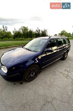 Универсал Volkswagen Golf 2000 в 