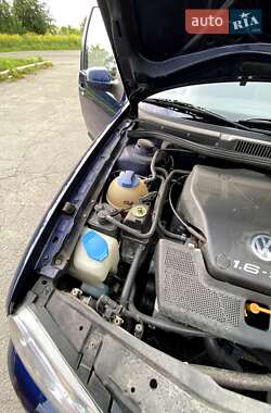 Универсал Volkswagen Golf 2000 в 