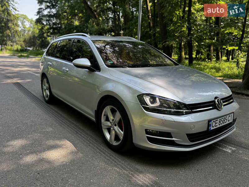 Универсал Volkswagen Golf 2014 в Черновцах