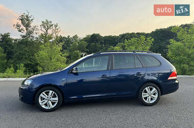 Универсал Volkswagen Golf 2013 в 