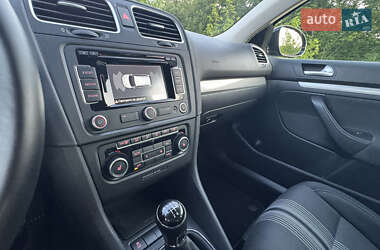 Универсал Volkswagen Golf 2013 в 