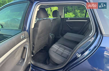 Универсал Volkswagen Golf 2013 в 