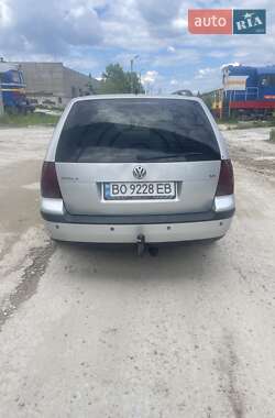 Універсал Volkswagen Golf 2001 в 