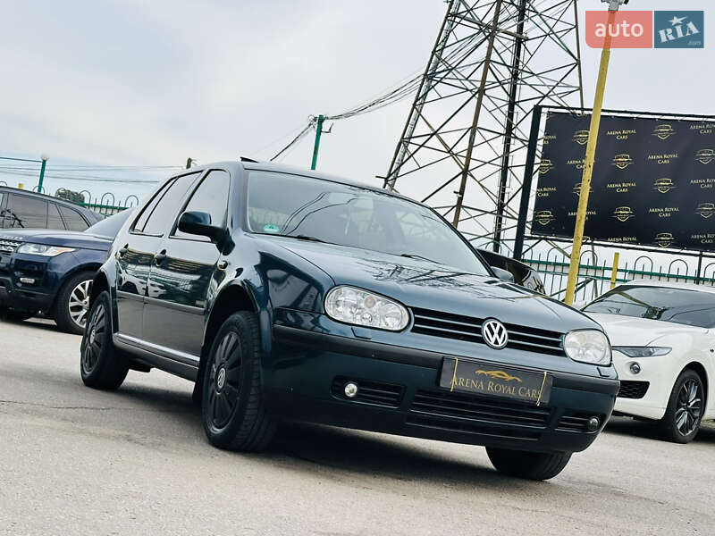 Хетчбек Volkswagen Golf 2000 в Харкові