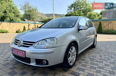 Хэтчбек Volkswagen Golf 2007 в 