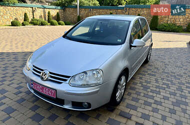 Хэтчбек Volkswagen Golf 2007 в 