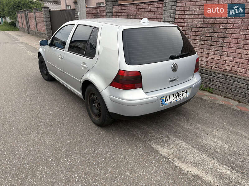 Хэтчбек Volkswagen Golf 2000 в Броварах