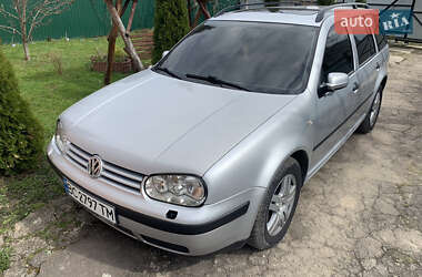 Универсал Volkswagen Golf 2002 в 