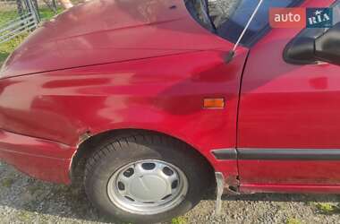 Хетчбек Volkswagen Golf 1993 в 