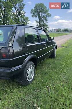 Хэтчбек Volkswagen Golf 1987 в 