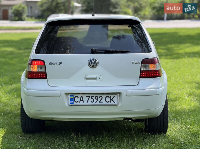 Хэтчбек Volkswagen Golf 2000 в Хмельницком