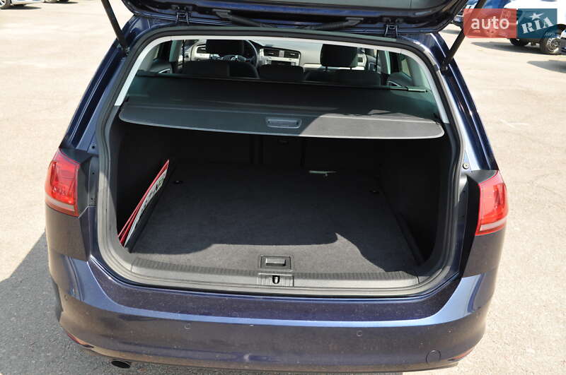 Универсал Volkswagen Golf 2014 в Киеве