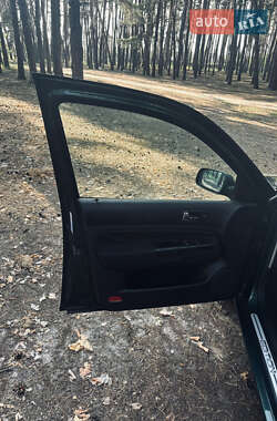 Хетчбек Volkswagen Golf 2002 в 