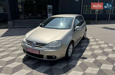 Хетчбек Volkswagen Golf 2005 в Білій Церкві