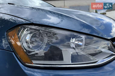 Універсал Volkswagen Golf 2015 в 