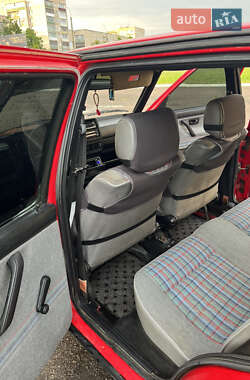 Хэтчбек Volkswagen Golf 1992 в 