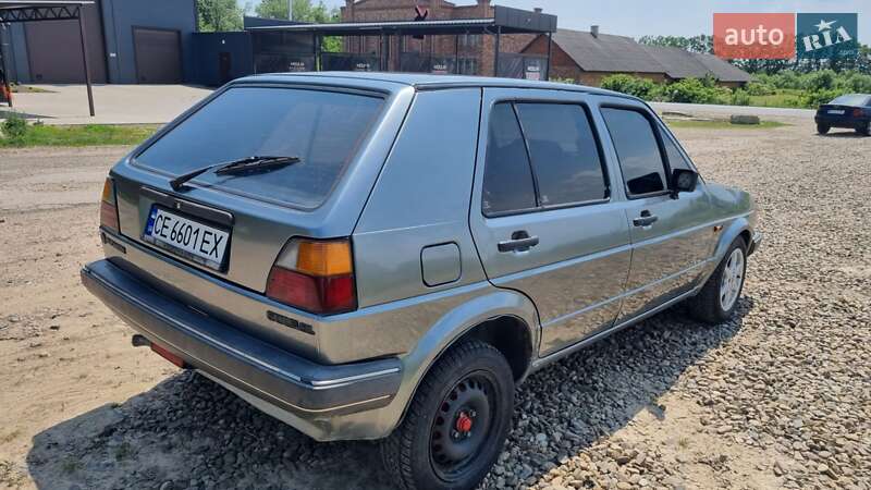 Хэтчбек Volkswagen Golf 1987 в Черновцах