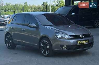 Хэтчбек Volkswagen Golf 2011 в Черновцах