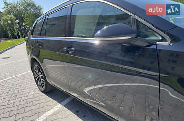 Универсал Volkswagen Golf 2016 в 