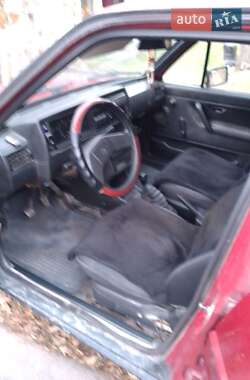 Хэтчбек Volkswagen Golf 1986 в 