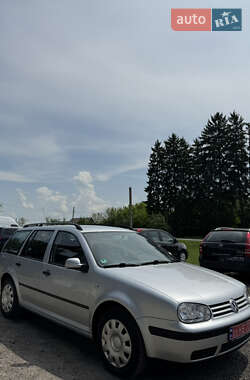 Універсал Volkswagen Golf 2000 в 