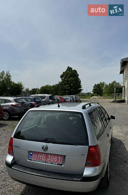 Універсал Volkswagen Golf 2000 в 