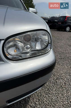 Універсал Volkswagen Golf 2000 в 