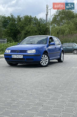 Хэтчбек Volkswagen Golf 1999 в Чинадиево