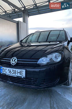 Универсал Volkswagen Golf 2011 в Городке