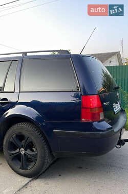 Универсал Volkswagen Golf 2002 в 