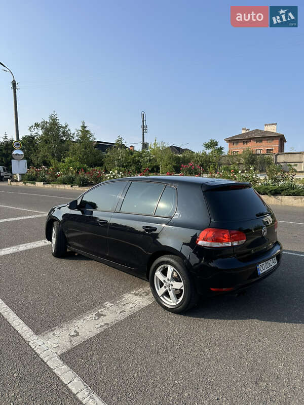 Хетчбек Volkswagen Golf 2009 в Одесі
