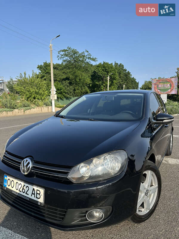 Хетчбек Volkswagen Golf 2009 в Одесі