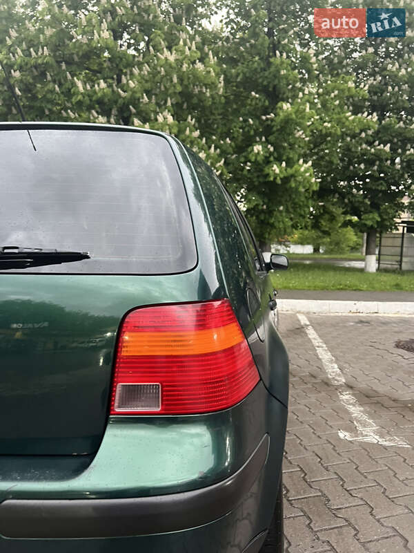 Хэтчбек Volkswagen Golf 1998 в Хмельницком