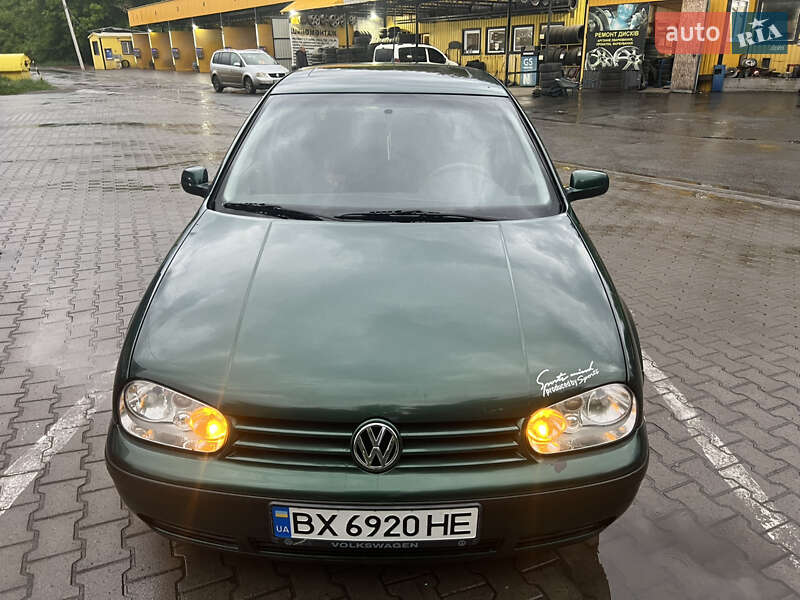 Хэтчбек Volkswagen Golf 1998 в Хмельницком