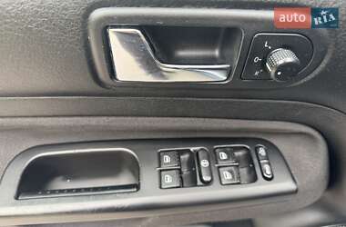 Универсал Volkswagen Golf 2002 в 