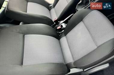 Универсал Volkswagen Golf 2002 в 