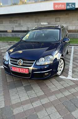 Універсал Volkswagen Golf 2009 в Харкові