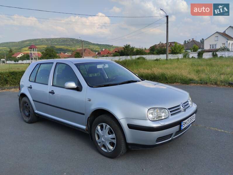 Volkswagen Golf 2000