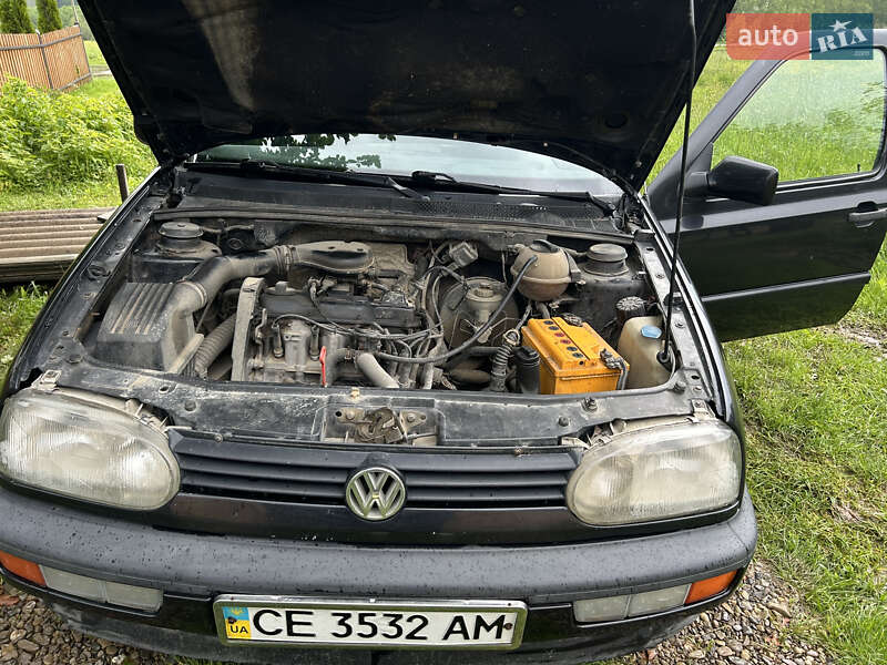 Универсал Volkswagen Golf 1997 в Сторожинце