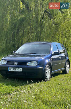 Хэтчбек Volkswagen Golf 2001 в Львове