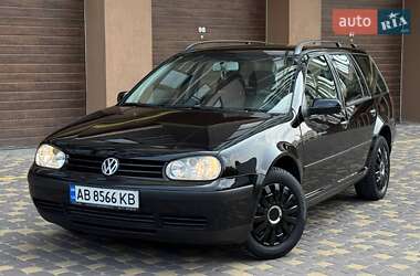 Универсал Volkswagen Golf 2003 в Виннице
