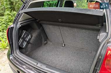 Хетчбек Volkswagen Golf 2006 в 