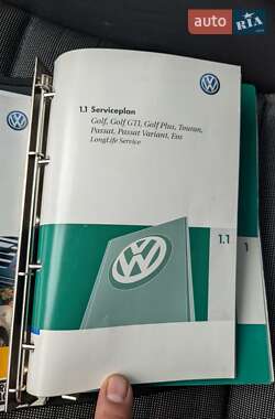 Хетчбек Volkswagen Golf 2006 в 
