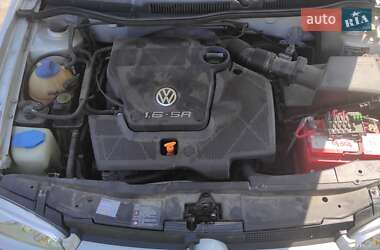 Універсал Volkswagen Golf 2000 в 