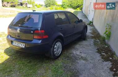 Хетчбек Volkswagen Golf 2000 в Черкасах