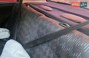 Хэтчбек Volkswagen Golf 1993 в 
