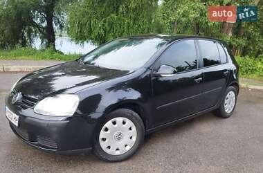 Хэтчбек Volkswagen Golf 2005 в Бердичеве